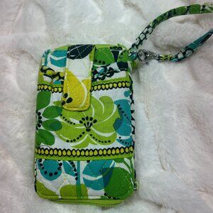 EUC Vera Bradley RFID Smartphone Wristlet in Bubbly Flowers Green